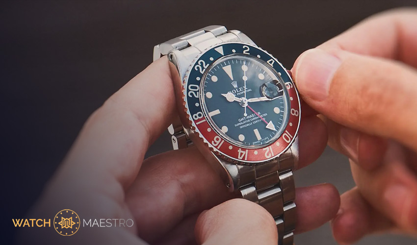 Setting multiple time zones on Rolex GMT Master II