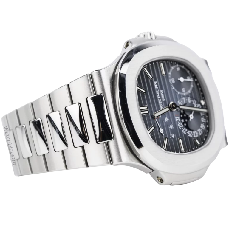 Patek Philippe Nautilus 5712 Steel 3