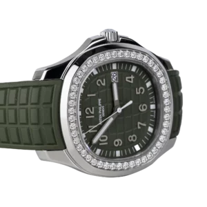 Patek Philippe Aquanaut Green Steel Quartz (3)