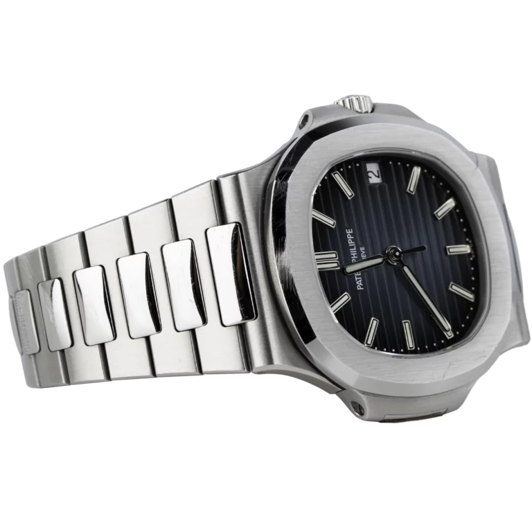 Patek Philippe 5711 Steel Blue Dial (4)