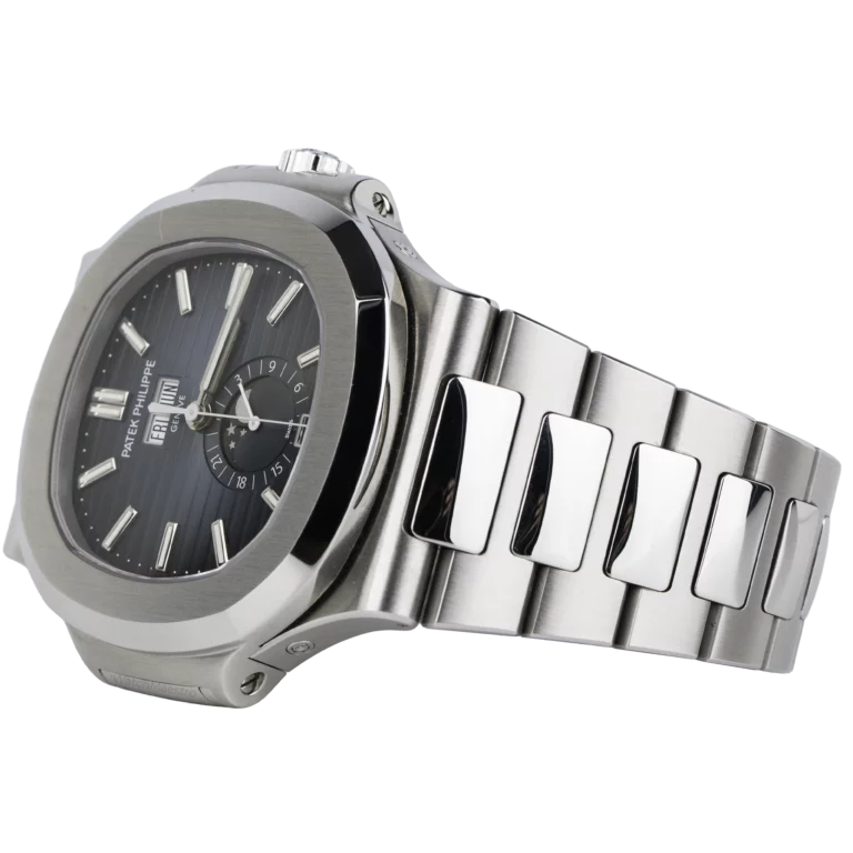 Patek Philippe Nautilus 5726 Steel Blue Dial (3)