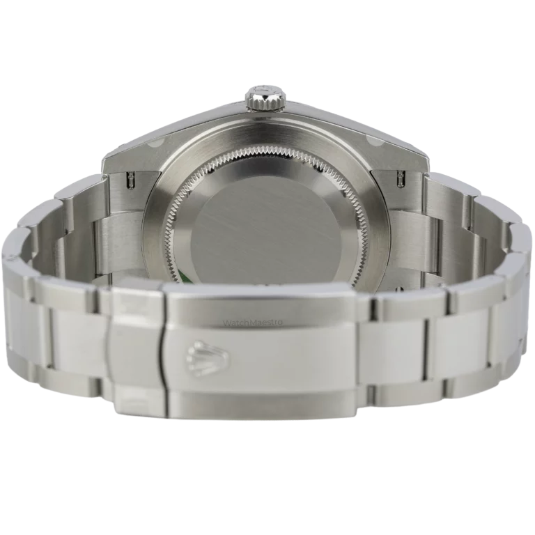 Rolex DJ 41 Black Smooth Oyster 2025 (6)