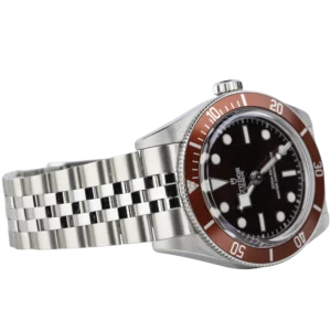 Tudor BlackBay 39mm Burgundy (4)