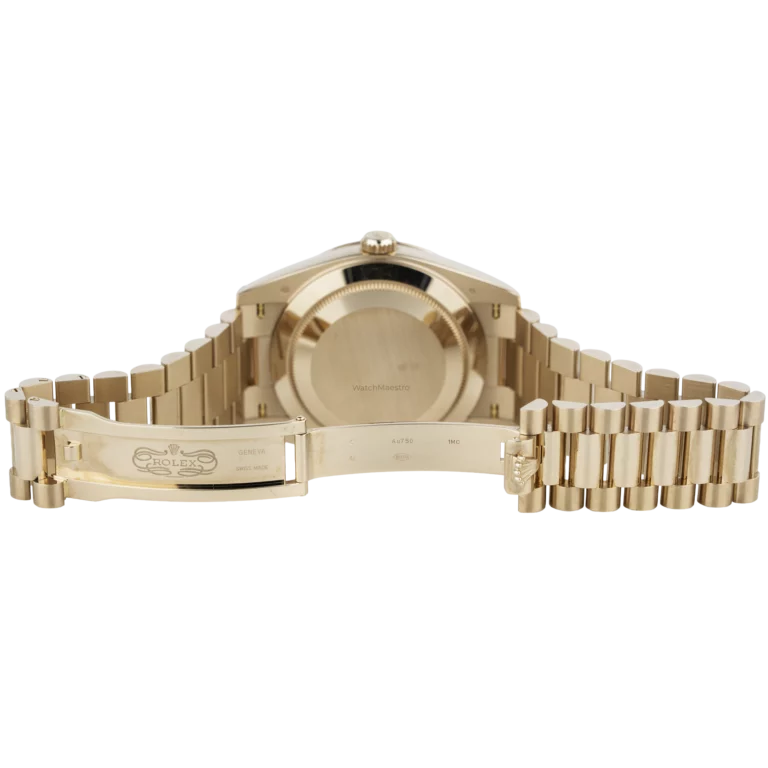 Rolex Day Date 40 Green Rose Gold Diamond Bezel (9)