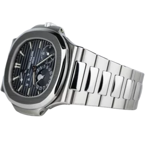 Patek Philippe Nautilus 5712 Steel (3)