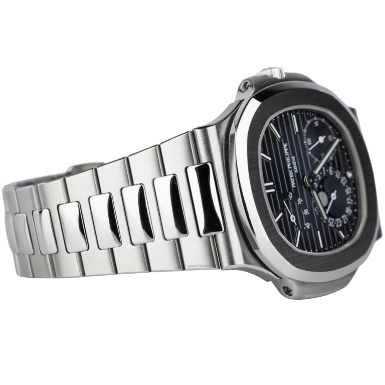 Patek Philippe Nautilus 5712 Steel (4)