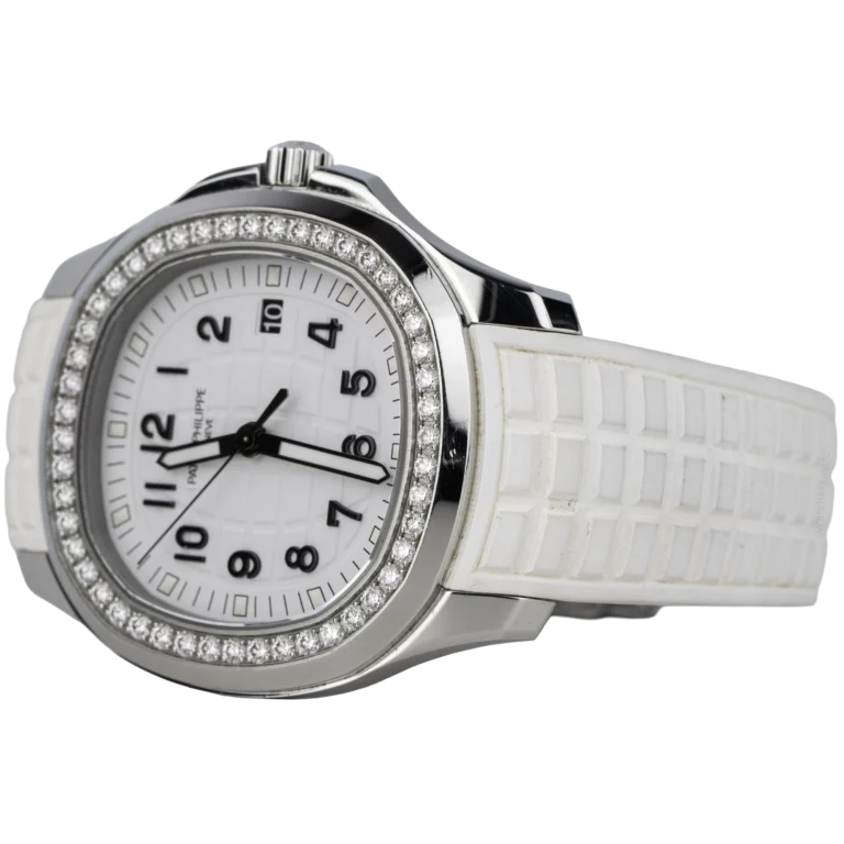Patek Philippe Aquanaut 5267 White (3)
