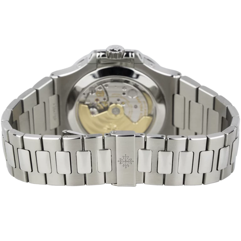 Patek Philippe Nautilus 5726 White Steel (5)