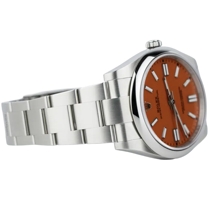 Rolex OP41 Red 2022 Used 4
