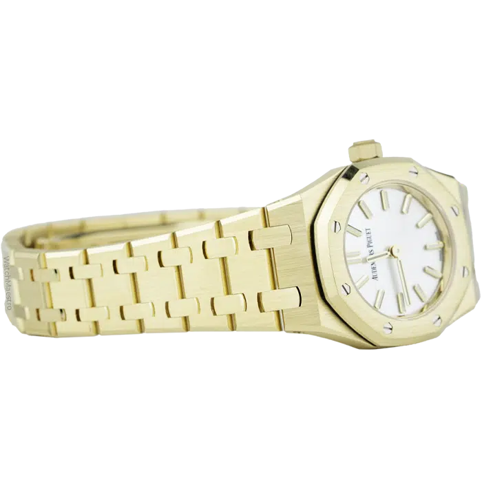Audemars-Piguet-Royal-Oak-Yellow-Gold-Mini-Mother-of-Pearl-4