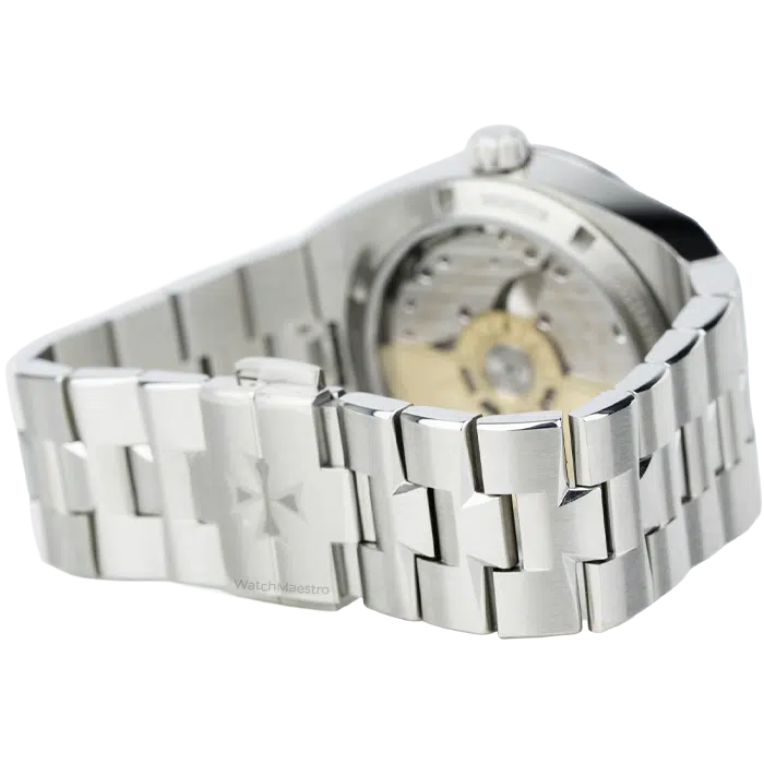 Vacheron-Constantin-Overseas-41mm-Silver-Dial-6