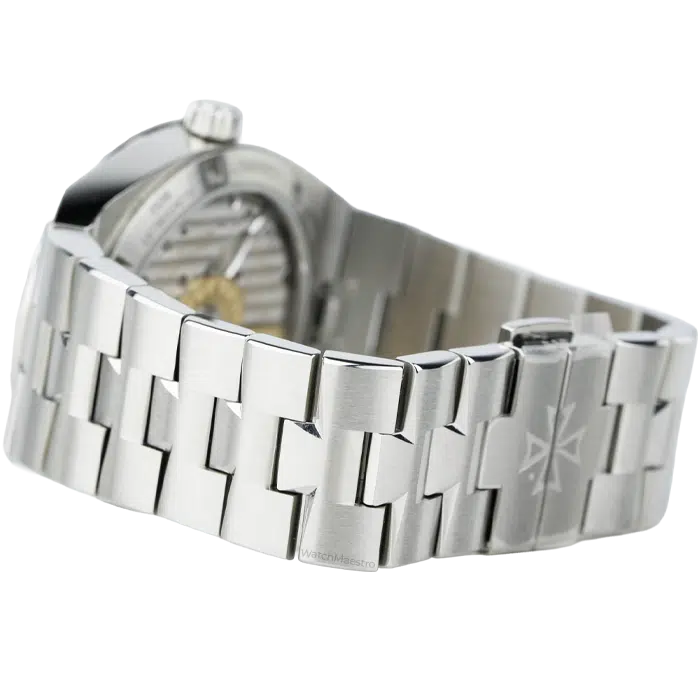 Vacheron-Constantin-Overseas-41mm-Silver-Dial-7