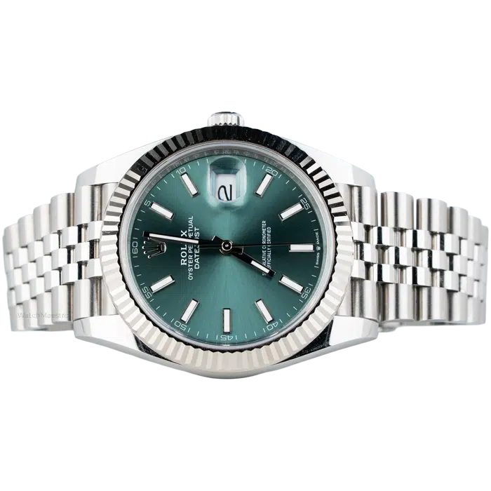 Rolex Datejust 41 Green Dial with Fluted Bezel Jubilee Bracelet 2